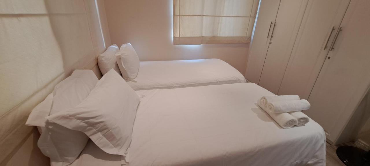 V&A Waterfront Marina Family Apartment 101 Altmore 开普敦 外观 照片