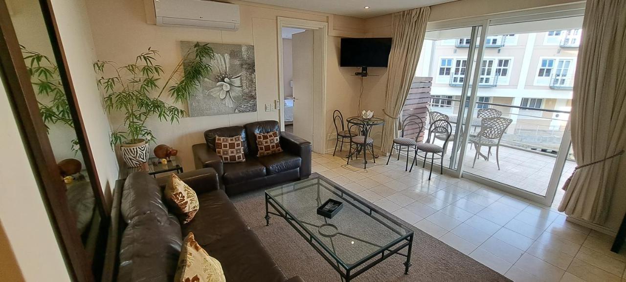 V&A Waterfront Marina Family Apartment 101 Altmore 开普敦 外观 照片