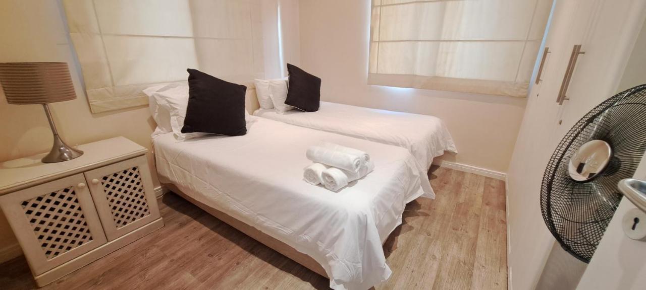 V&A Waterfront Marina Family Apartment 101 Altmore 开普敦 外观 照片