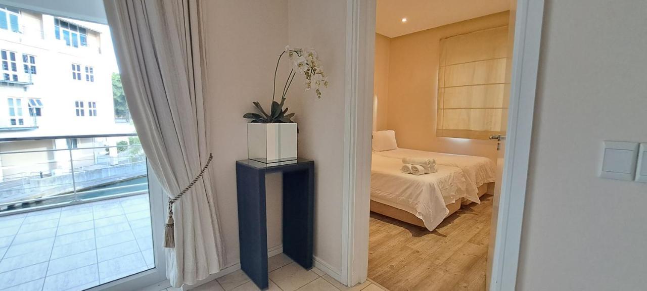 V&A Waterfront Marina Family Apartment 101 Altmore 开普敦 外观 照片